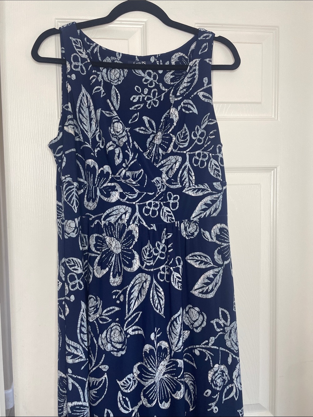 Chaps Navy and White Floral Maxi Dress - Picture 2 of 9